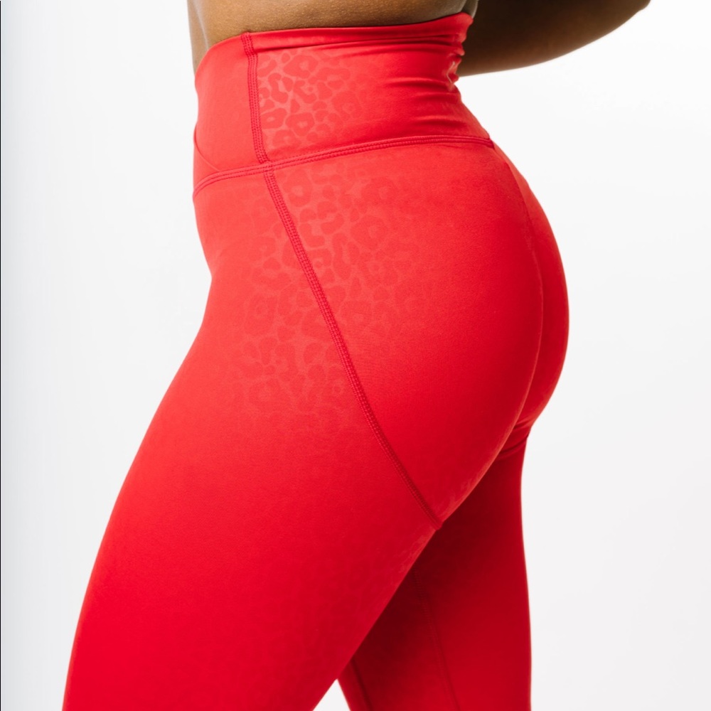 Red Leopard Scrunch Light n Tight Leggings